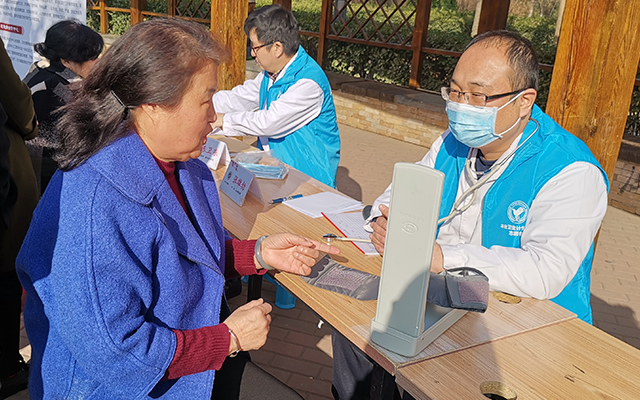 【学雷锋日】乐动平台举办“爱满京城，牵手智慧家医”志愿服务活动(图5)